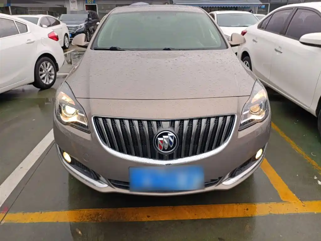 Buick Regal 2015 1.6T Leading Tech Edition фото 3