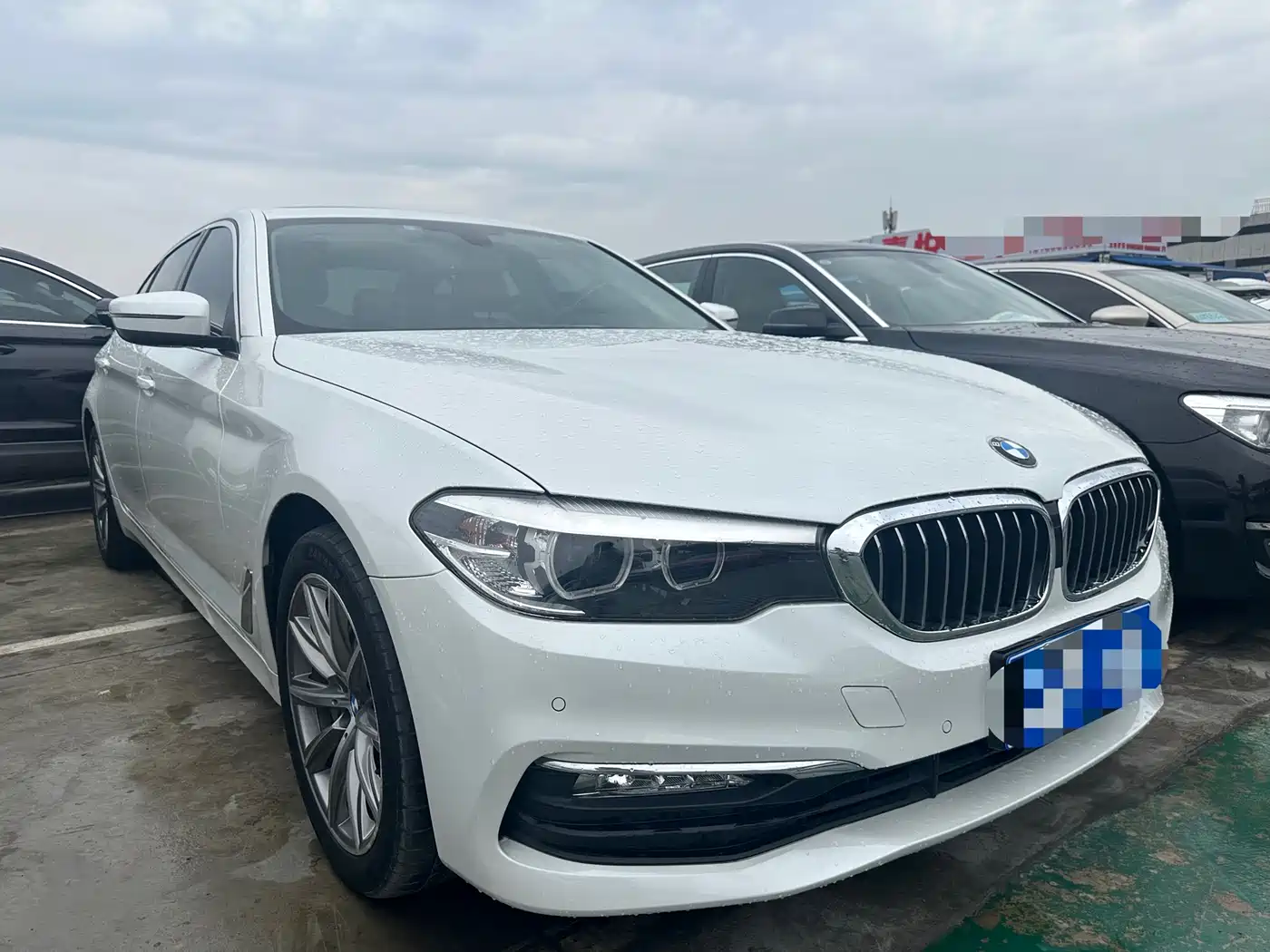 BMW 5 Series 2018 528Li Launch Special Edition фото 3