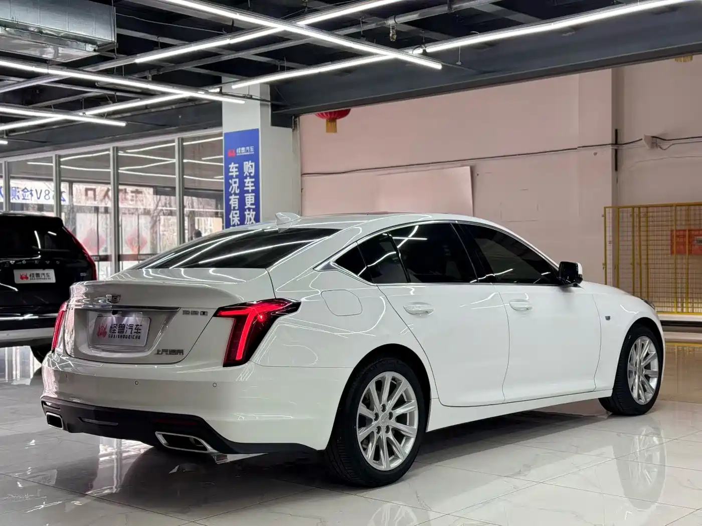 CADILLAC CT5