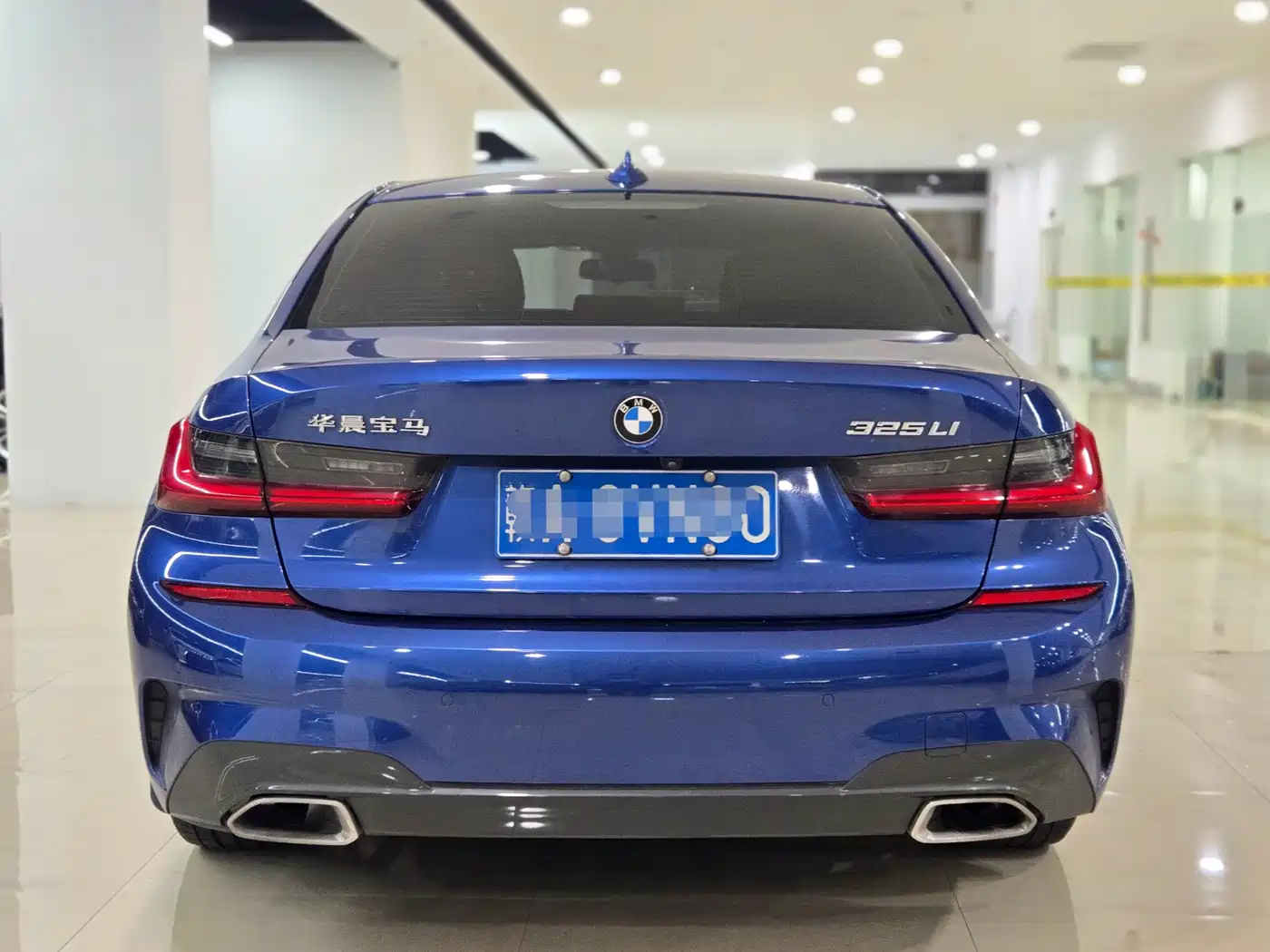 BMW 3 Series 2020 325Li M Sport Package фото 3