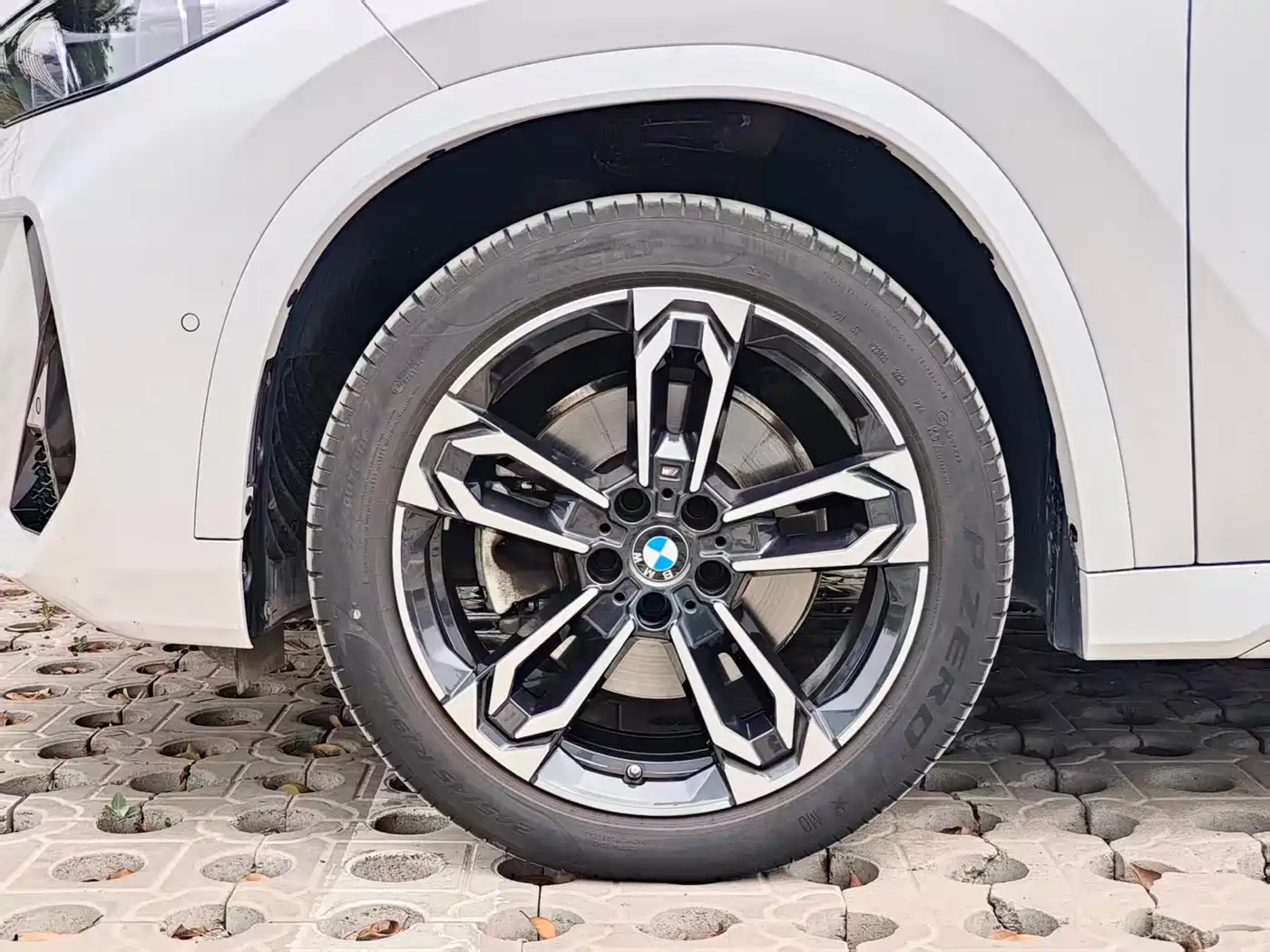 BMW X1 2023 sDrive25Li M Sport Package фото 4