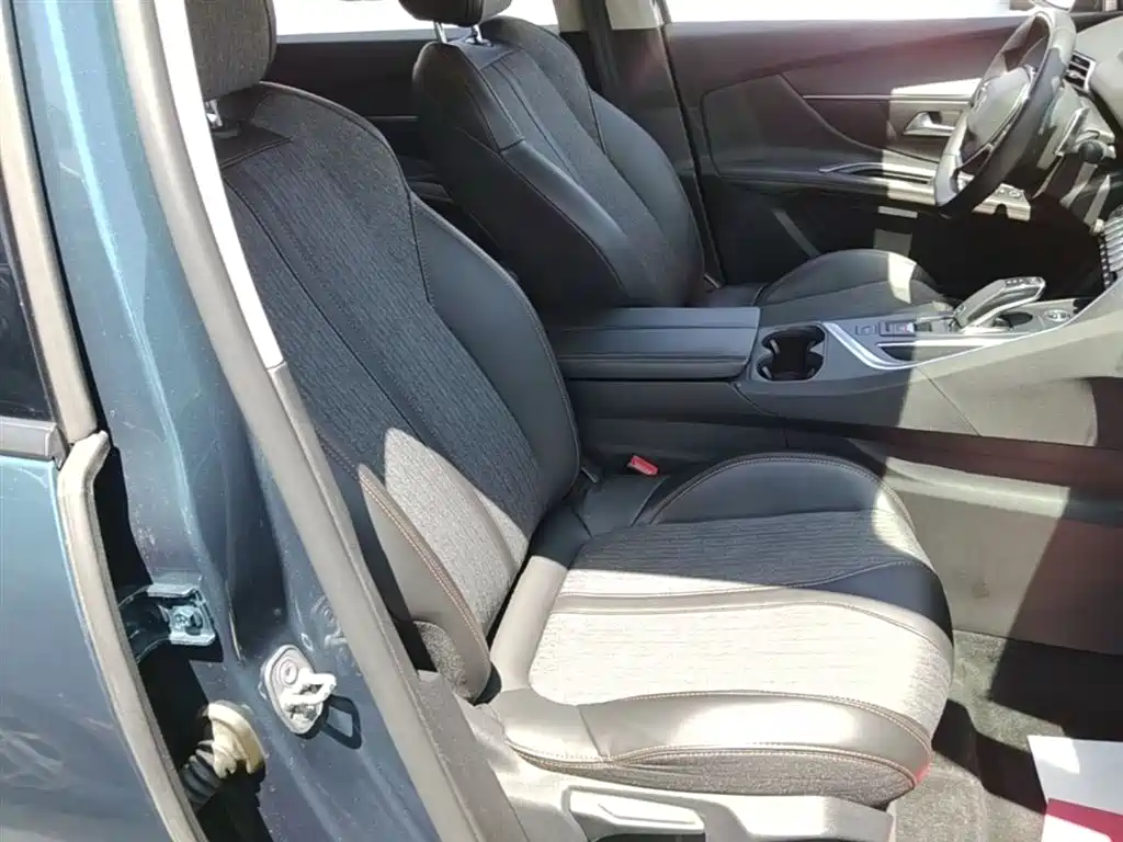 Peugeot 5008 2019 350THP 7-seat Elite Edition фото 25