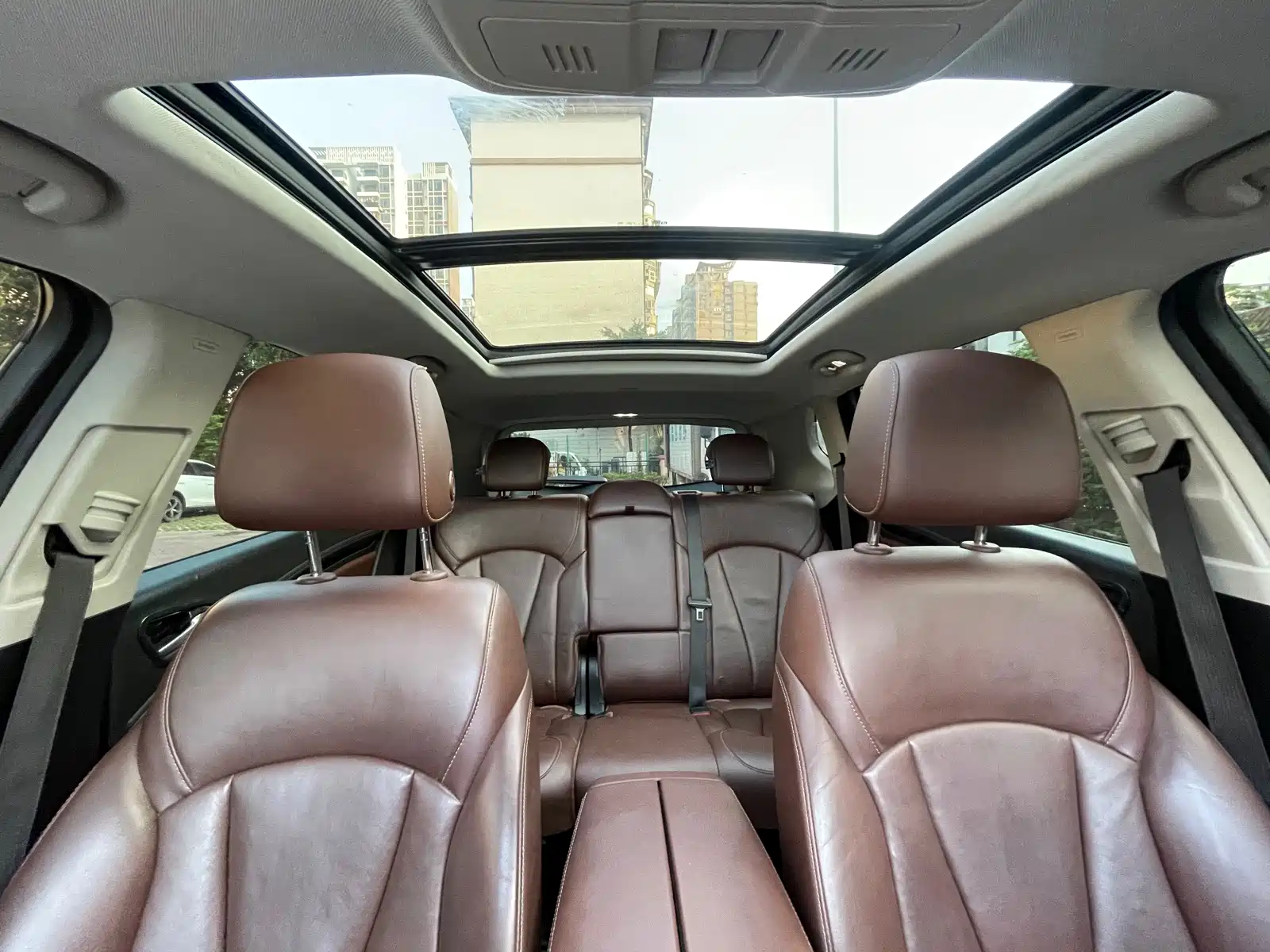 صورة 17 - Buick Envision Plus