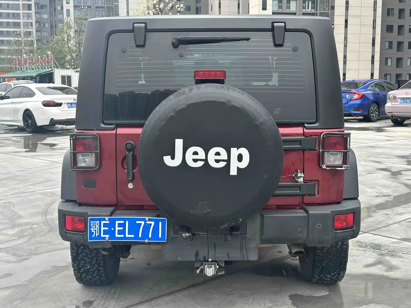 Photo 4 - Jeep Wrangler