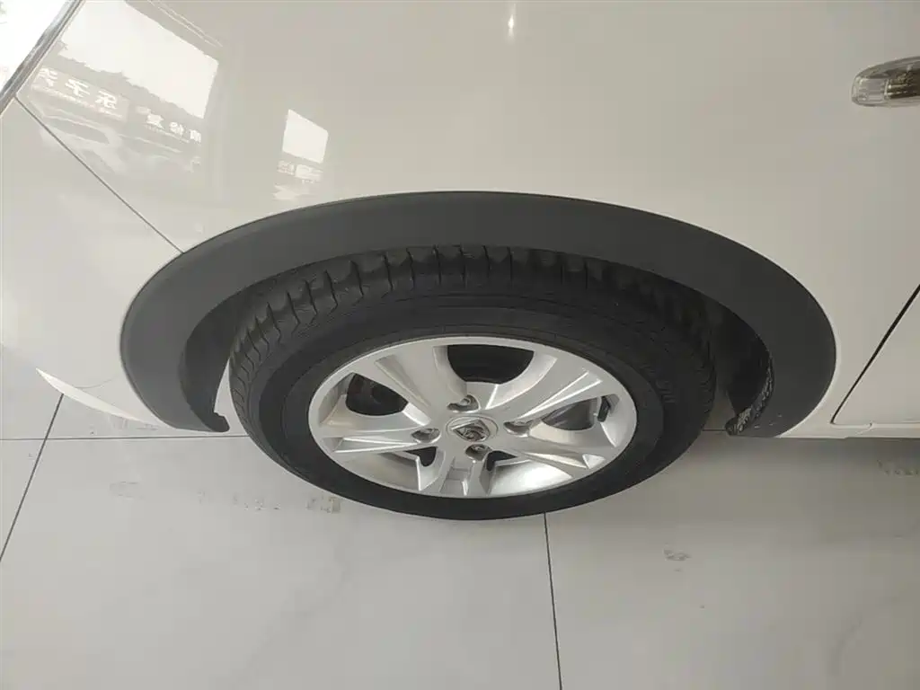 Baojun 310 2018 2016 1.2L Manual Comfort Model