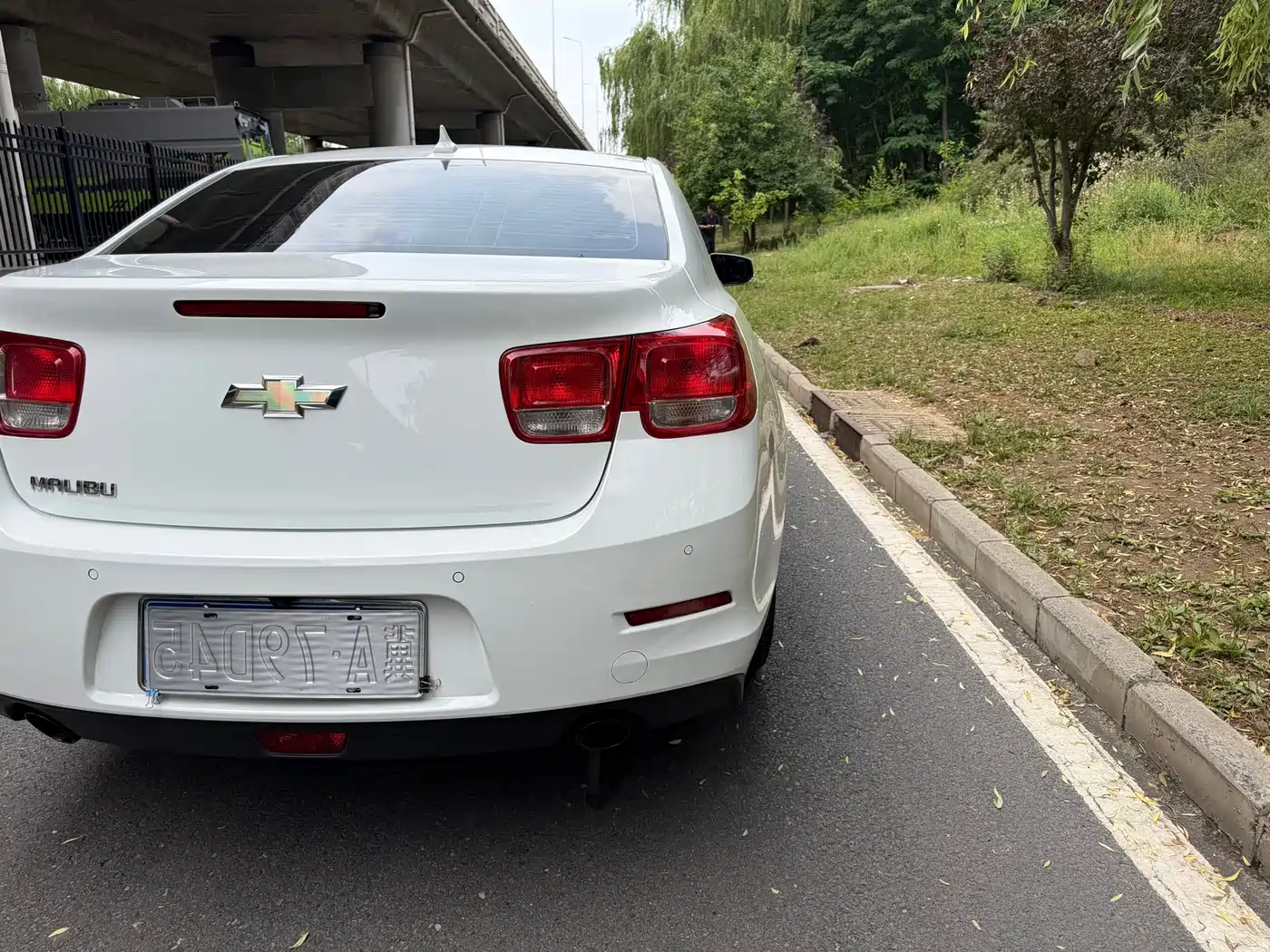 Chevrolet Malibu 2012 2.0L Automatic Luxury Edition фото 15