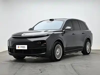 Li Auto L8