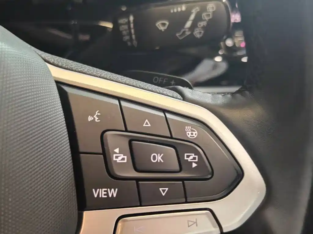 Volkswagen Talagon 2023 Facelift 530TSI 4WD Flagship Victory Pro Edition 6-Seater фото 3