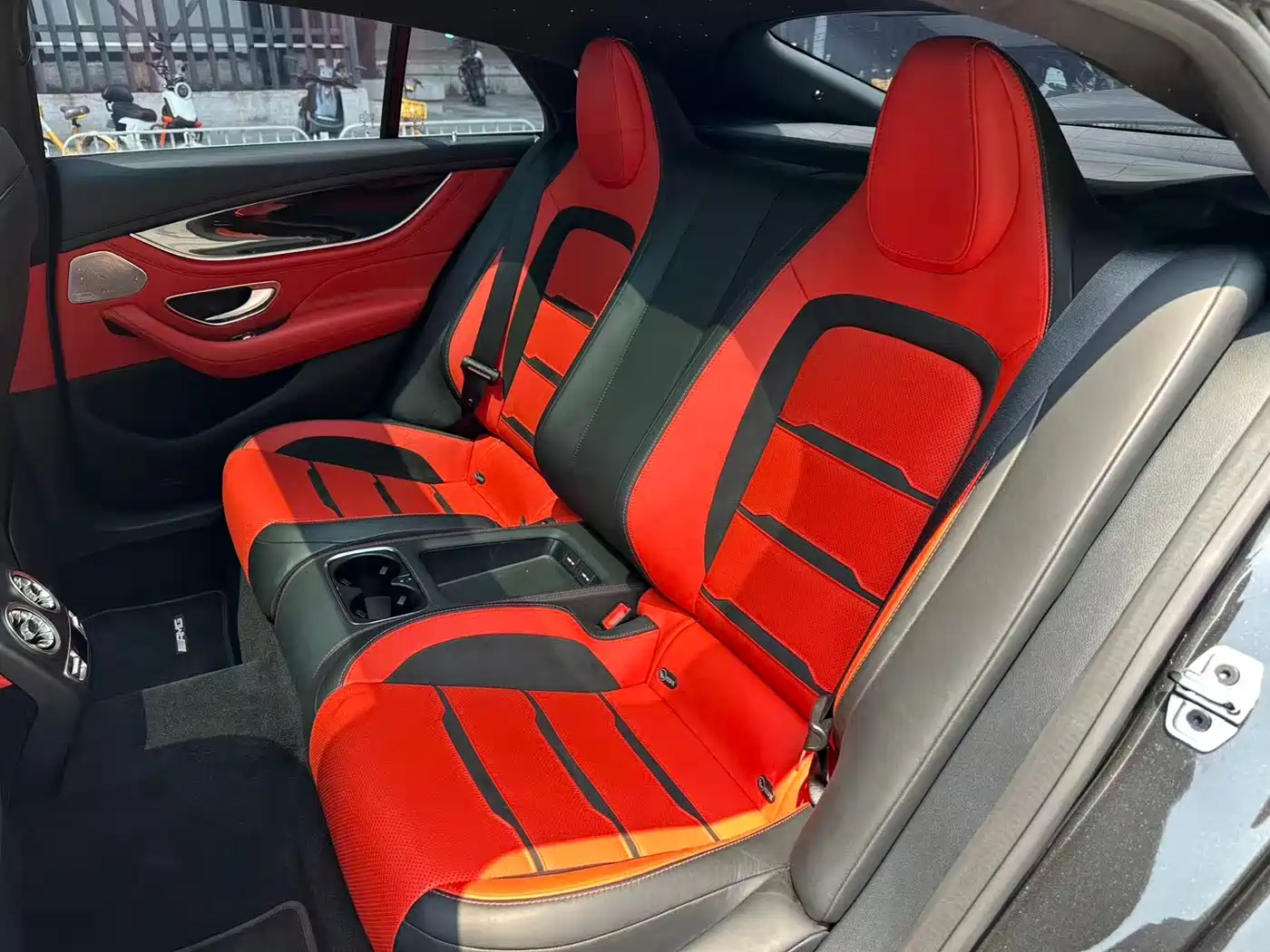 MERCEDES-BENZ AMG GT