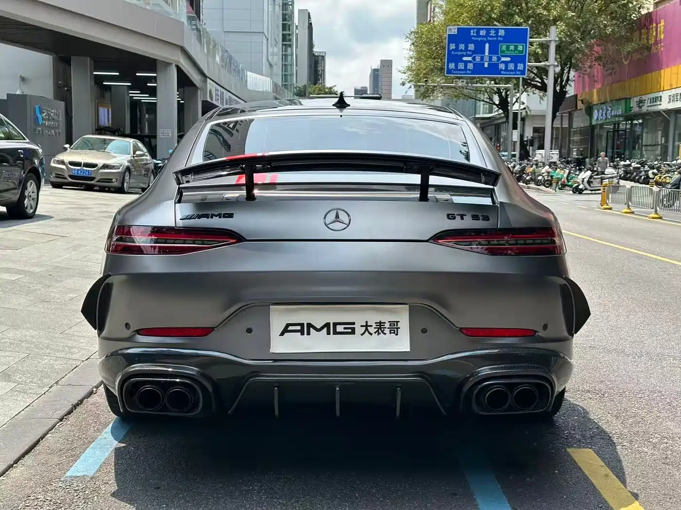 MERCEDES-BENZ AMG GT