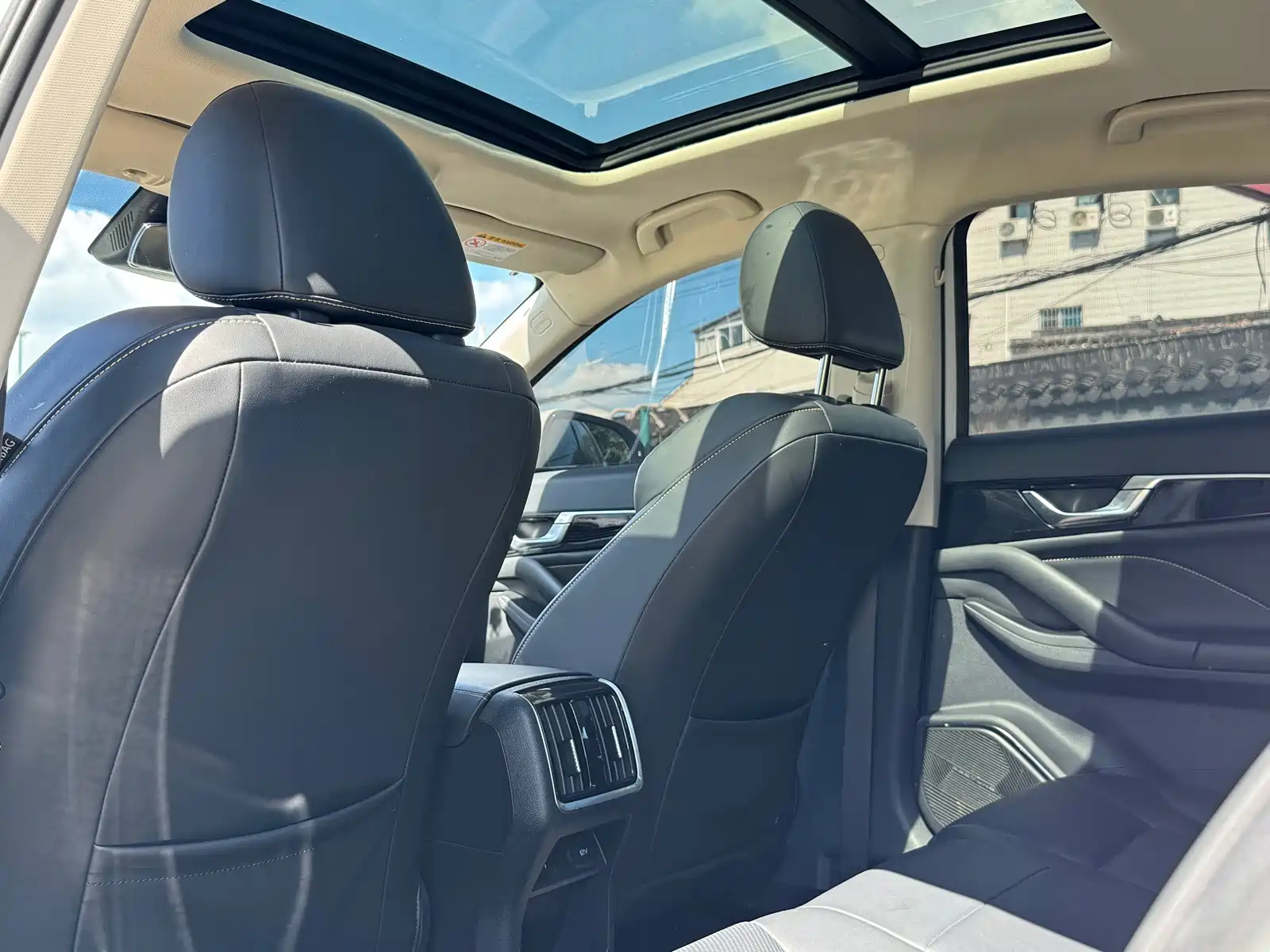 Фото 8 - Besturn B70