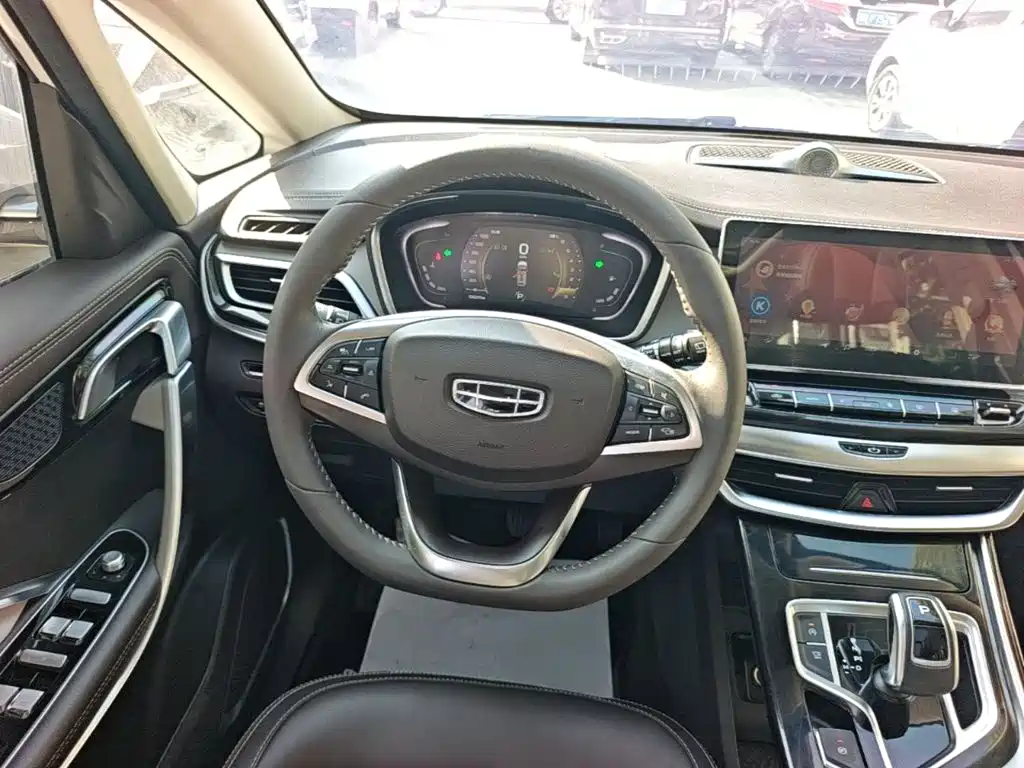 Фото 11 - Geely Jiaji