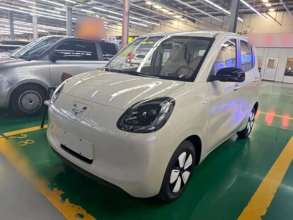 Wuling Motors Hongguang MINIEV 2026 2025 4-Door Advanced