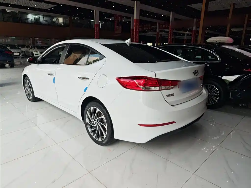 Hyundai Elantra 2019 1.4T Dual-clutch XuanDong·Vitality Type фото 9