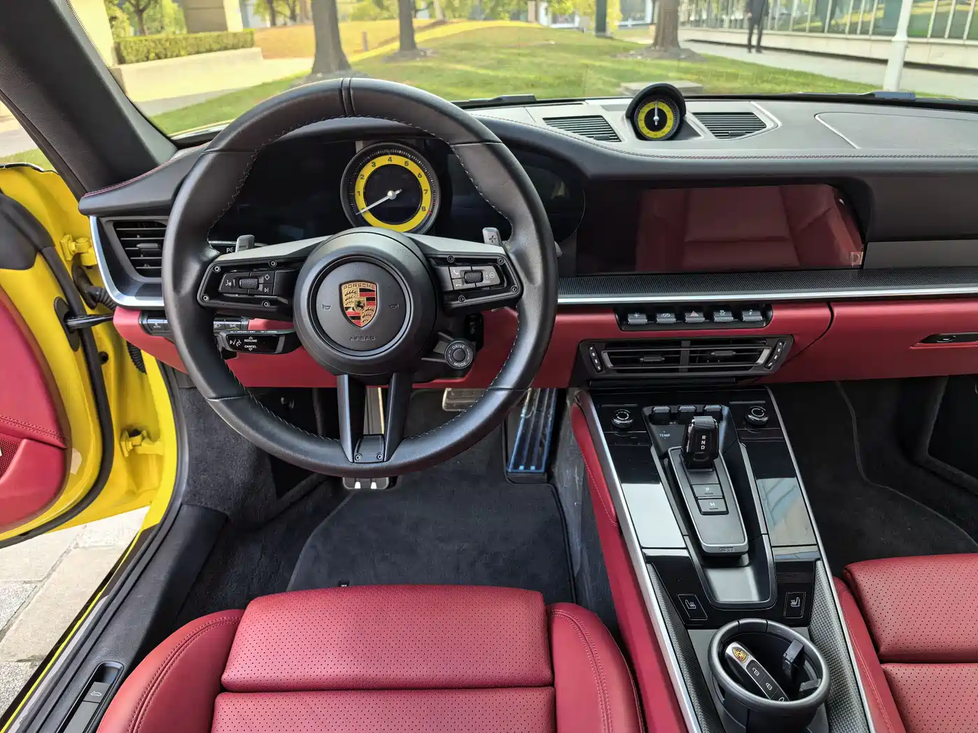 Porsche 911 2019 Carrera 4S 3.0T фото 22
