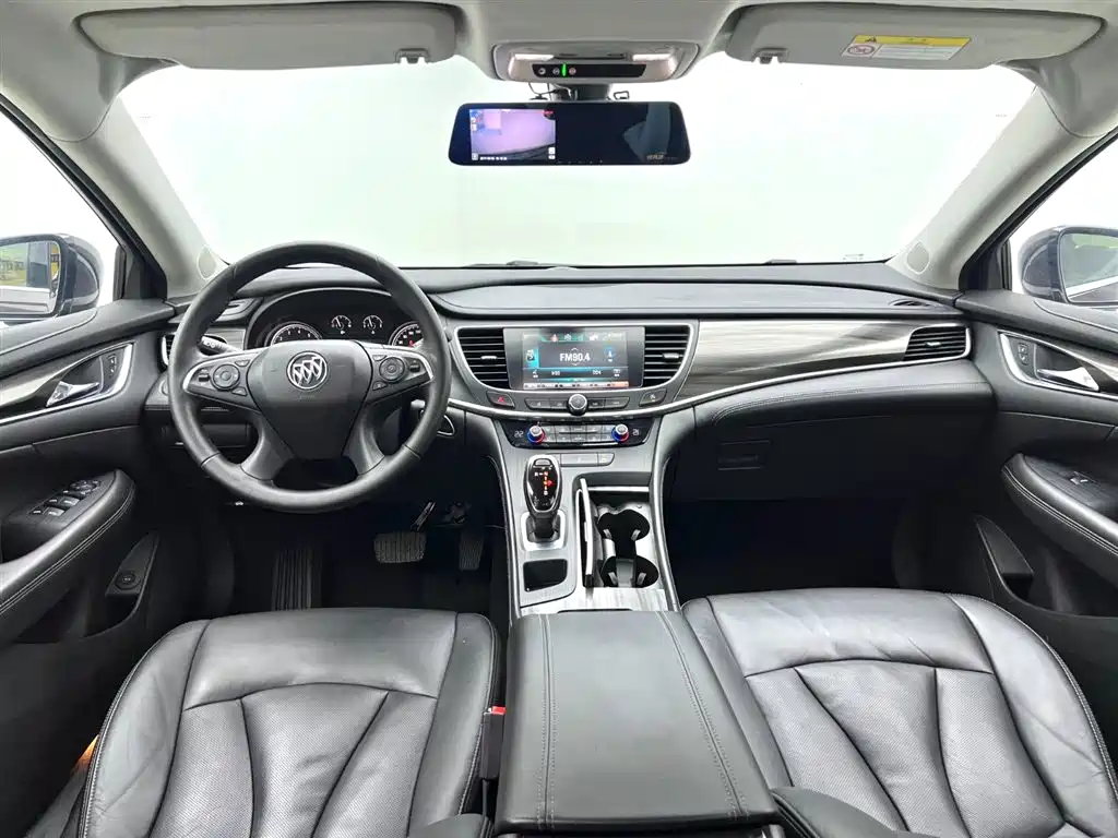 Buick LaCrosse 2018 Model 20T Elite Edition фото 7