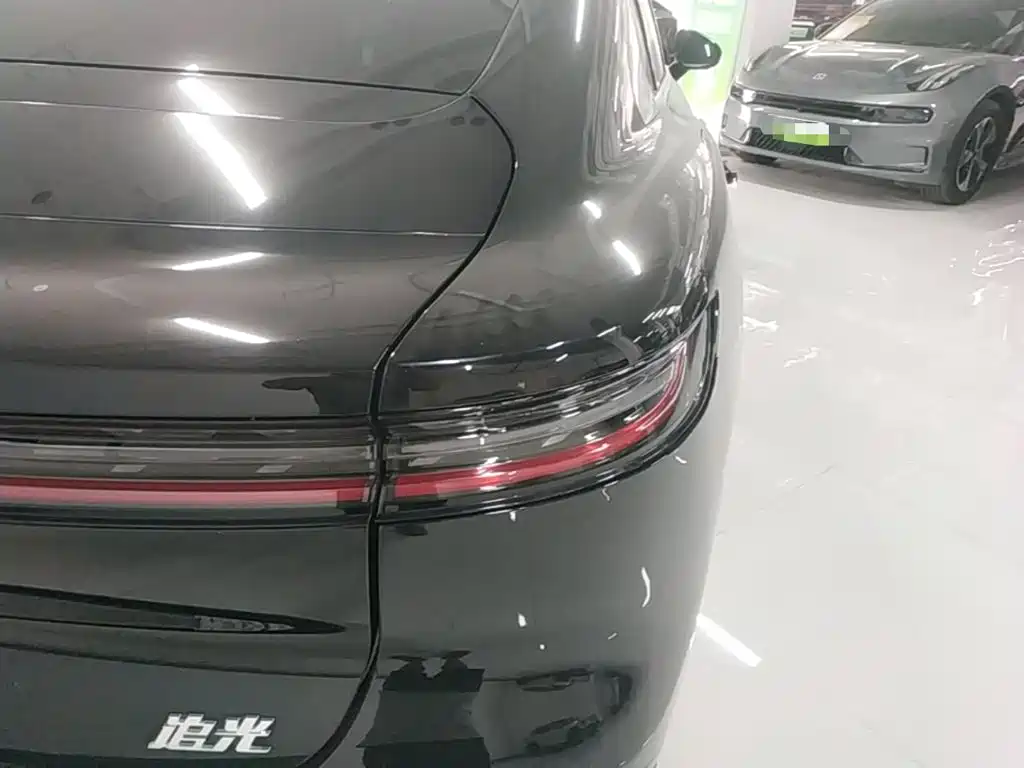 Voyah Passion 2023 2024 PHEV AWD Ultra Long Range Flagship