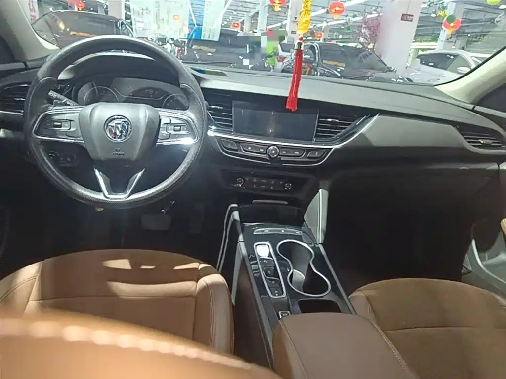 BUICK REGAL