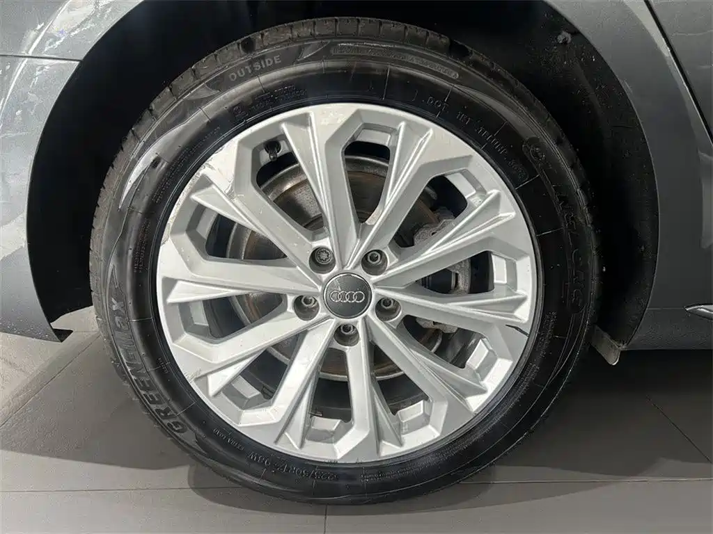 Audi A4L 2019 40 TFSI Progressive (China V) фото 14
