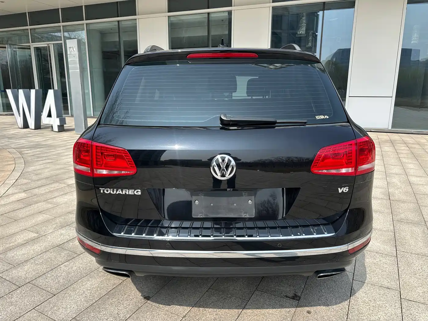 VOLKSWAGEN TOUAREG