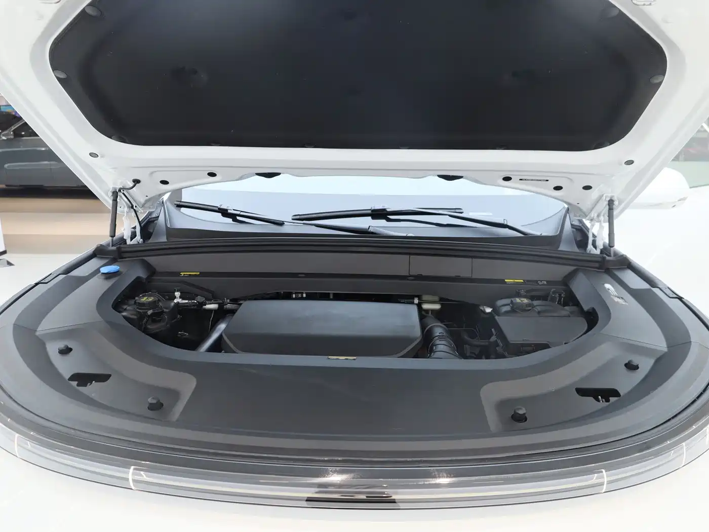 Li Auto Li L8 2026 2025 Max Smart Renewal Edition