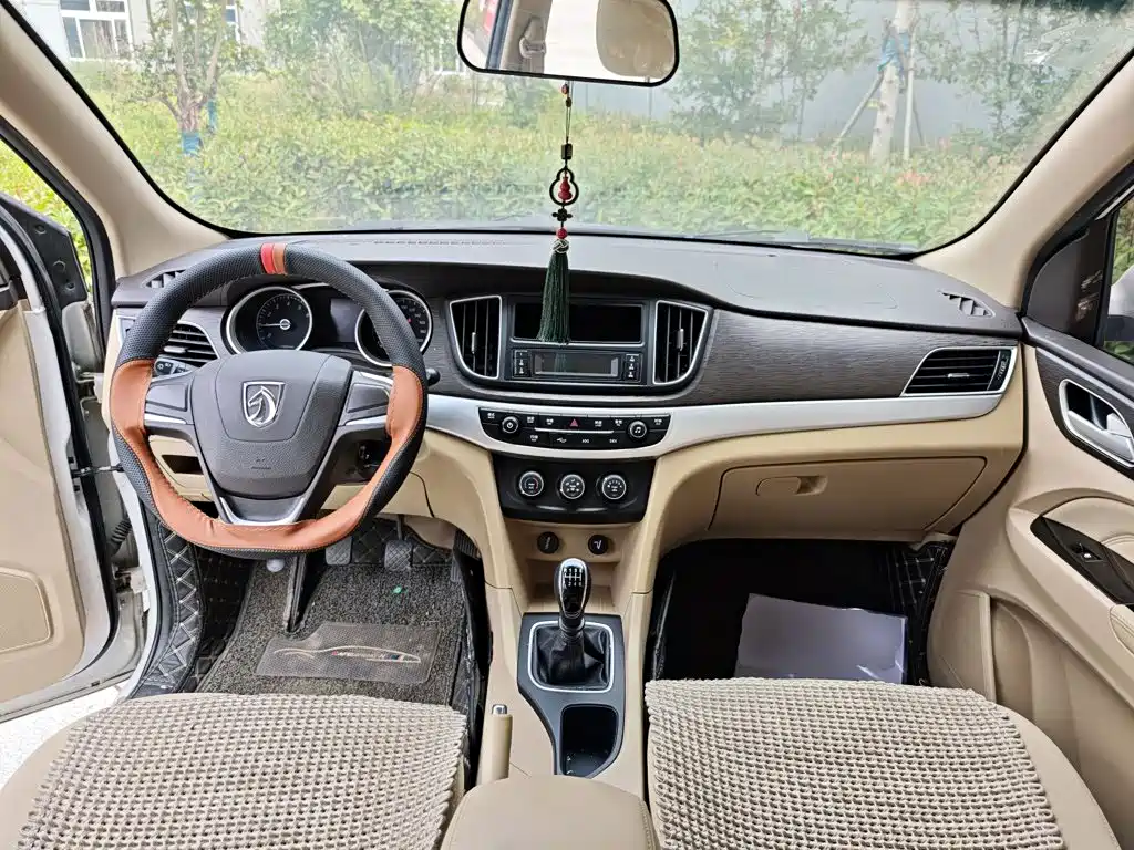 Фото 10 - Baojun 730
