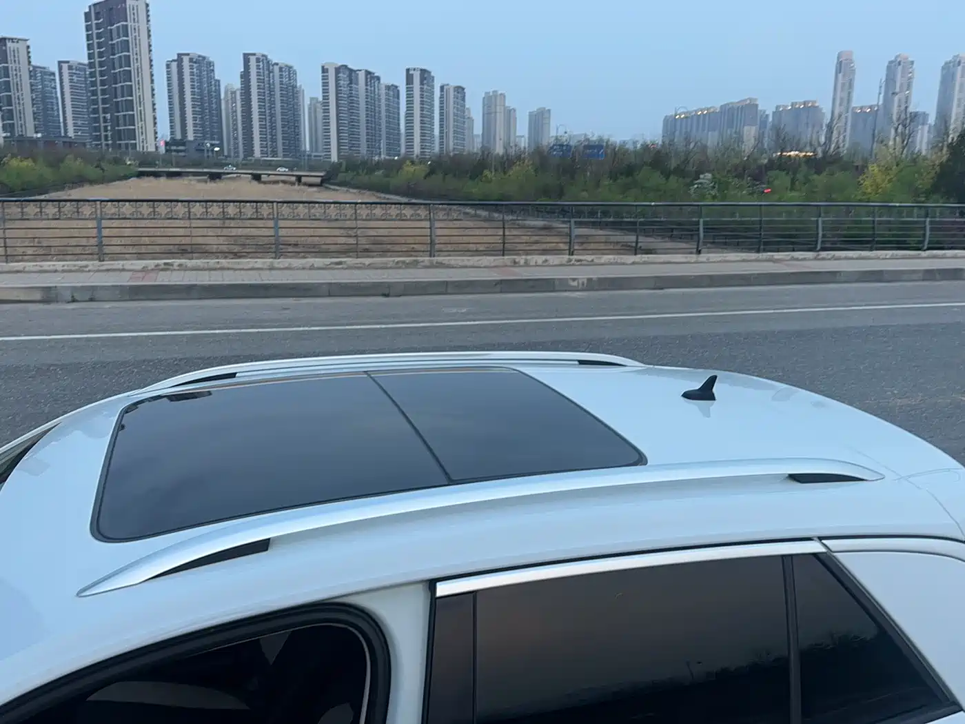 Volkswagen T-ROC 2019 230TSI DSG 2WD Progressive Version China VI фото 14