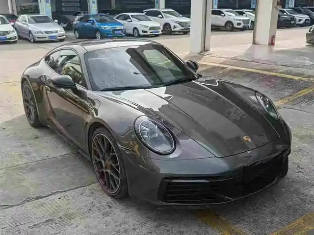 Porsche 911 2021