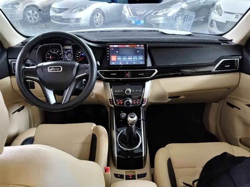 Zotye Damai X5 2017 2017 Value Edition 1.6L Manual Comfort