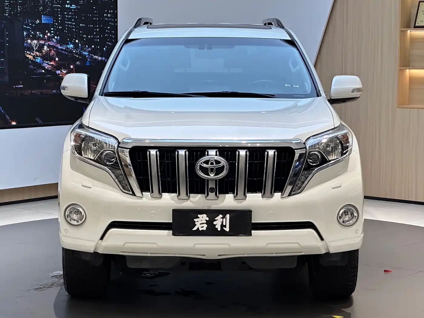 Toyota Prado 2016 3.5L Auto VX NAVI фото 3