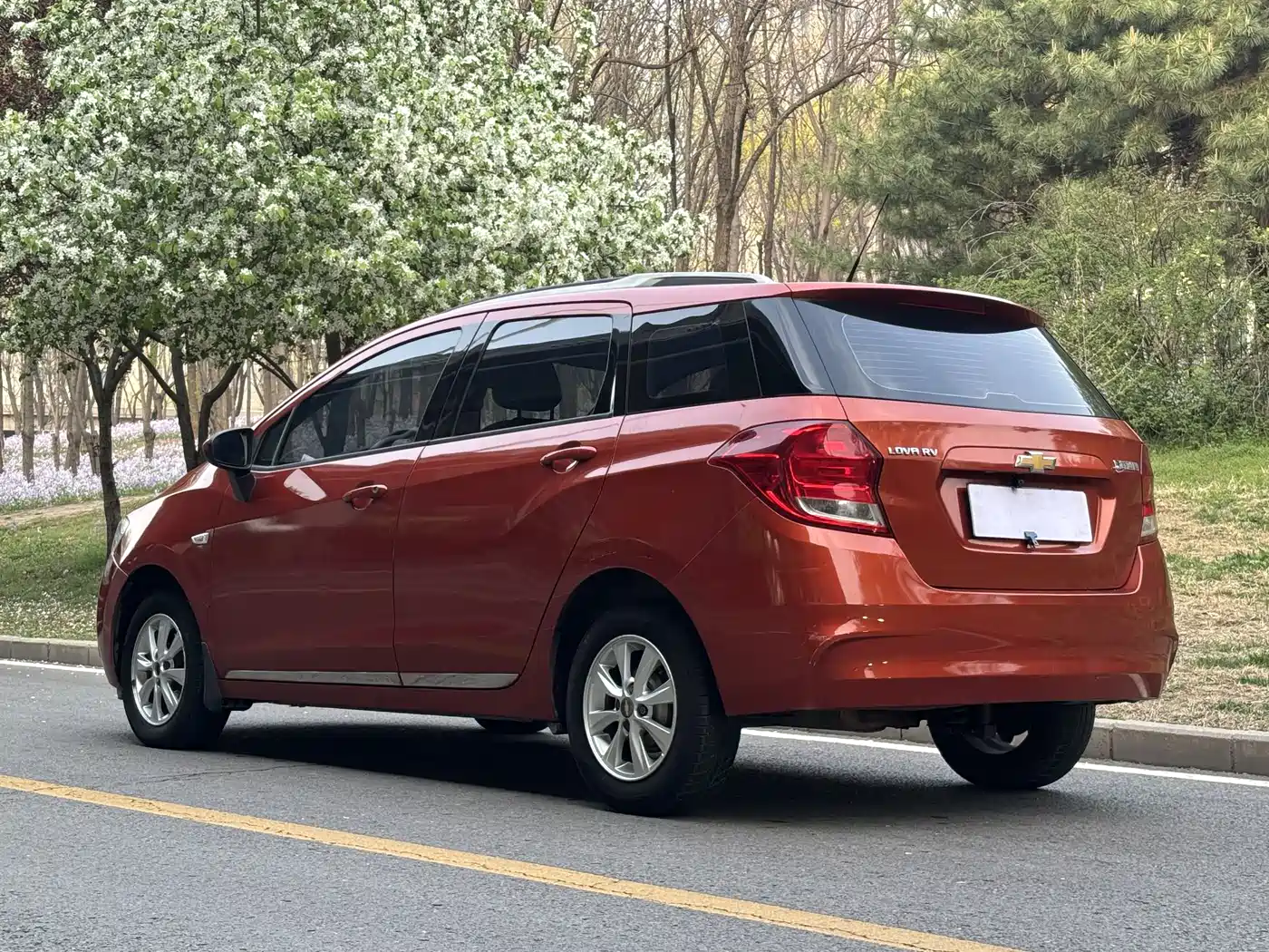 Chevrolet Lova RV 2016 1.5L Manual Easy-Ride фото 4