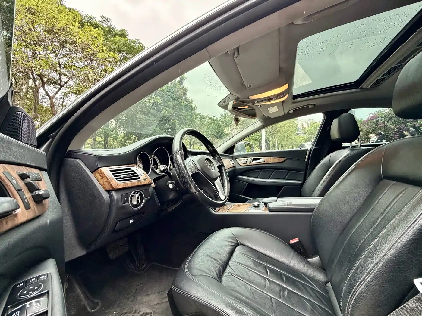 Mercedes-Benz CLS 2012 CLS 300 CGI фото 4