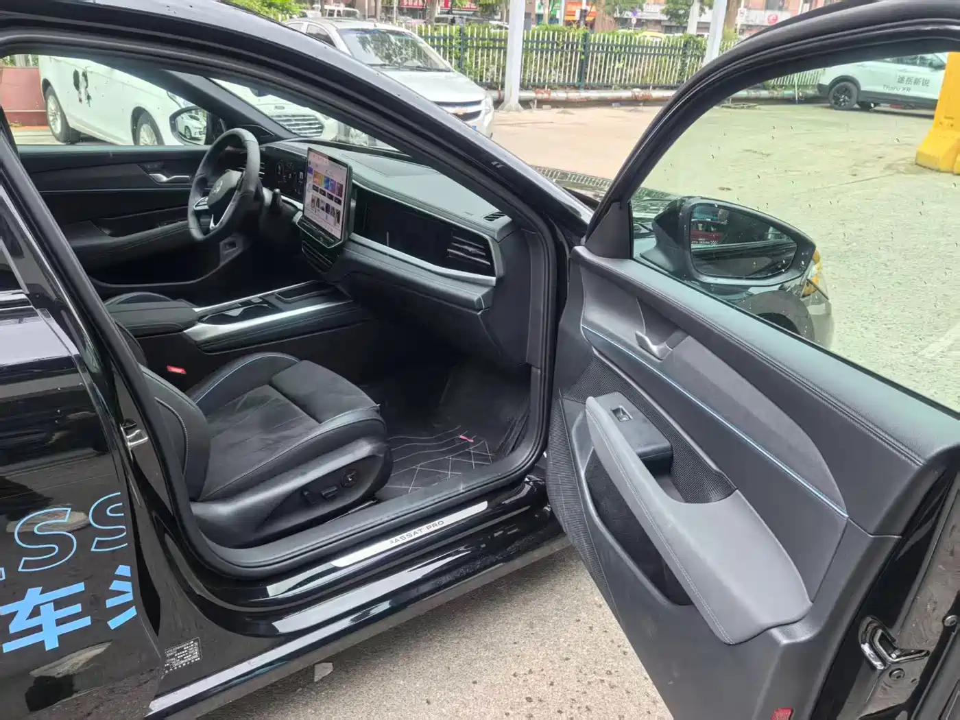 Volkswagen Passat 2026 2026 Pro 380TSI Starlight Dragon Prestige Edition