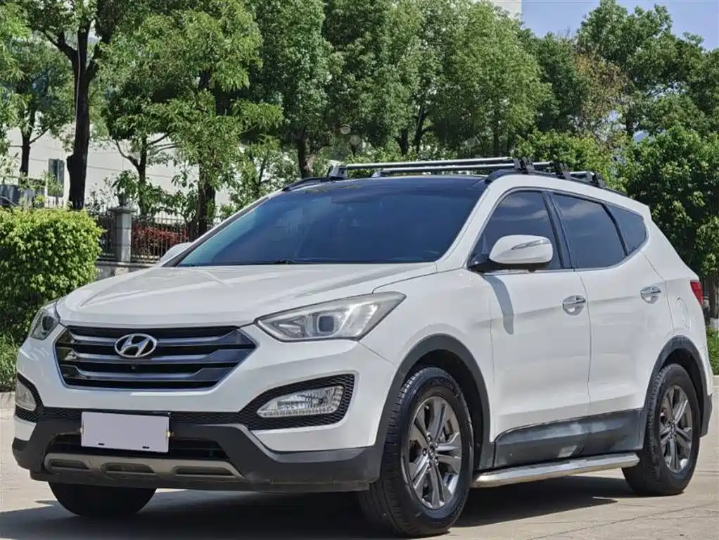 Hyundai Santa Fe 2013 Facelift 2.4L Automatic 4WD Premium