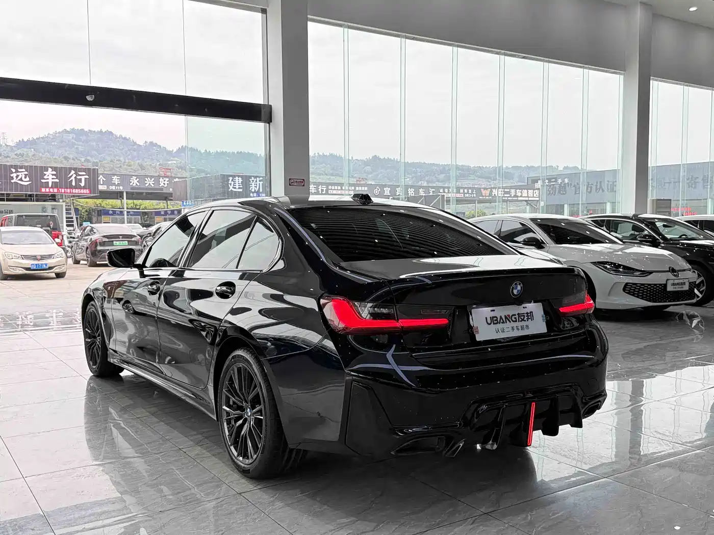 BMW 3 Series 2024 325Li M Sport Shadowline Package фото 6