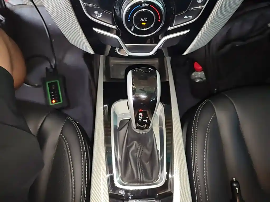 Luxgen U6 SUV 2016 2016 1.8T Fashion Value