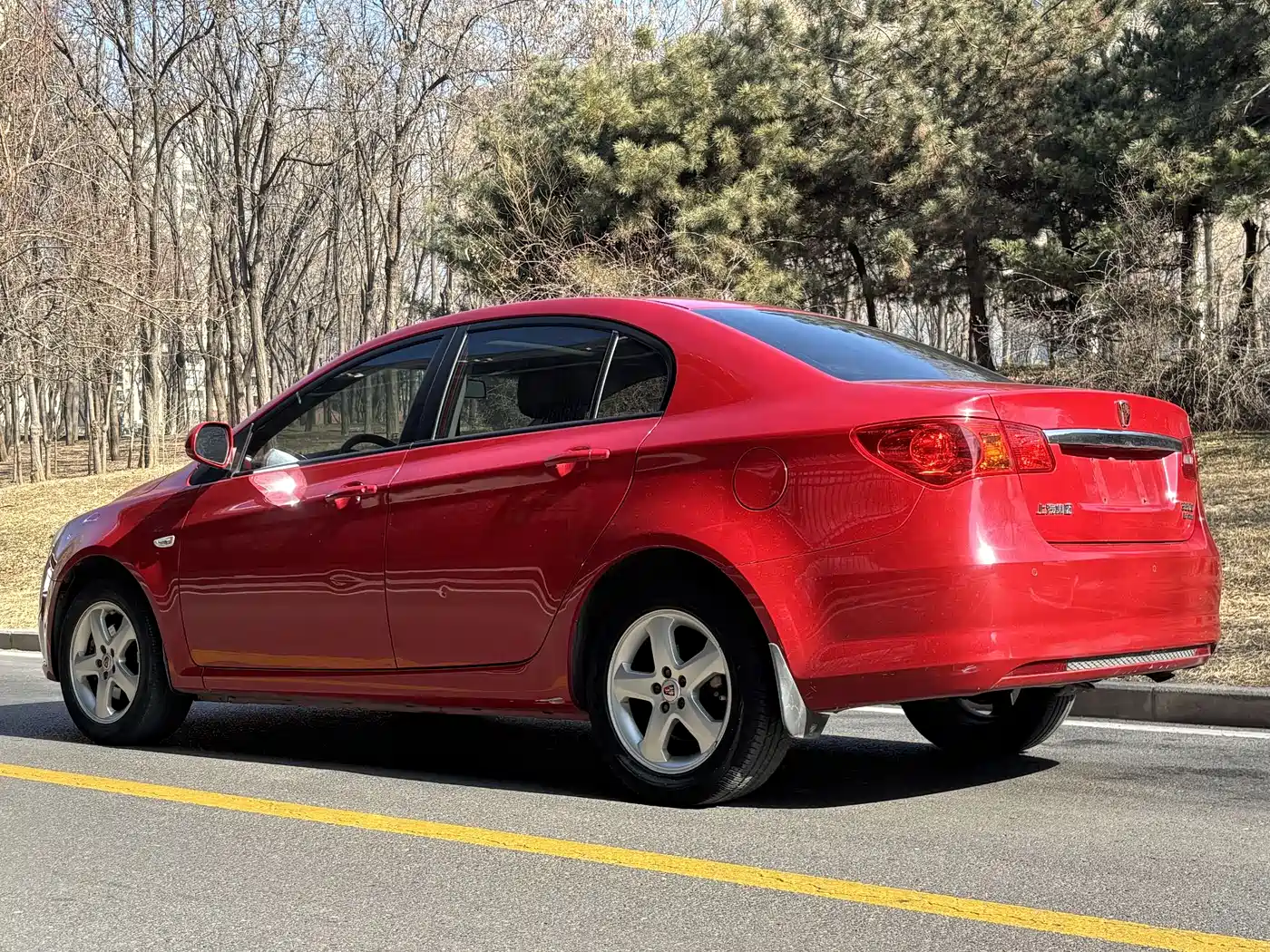 Roewe 350 2014 2013 350C 1.5L Automatic Joy Edition