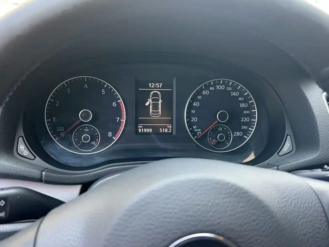 Volkswagen Passat 2014 1.8TSI DSG Luxury Edition фото 19