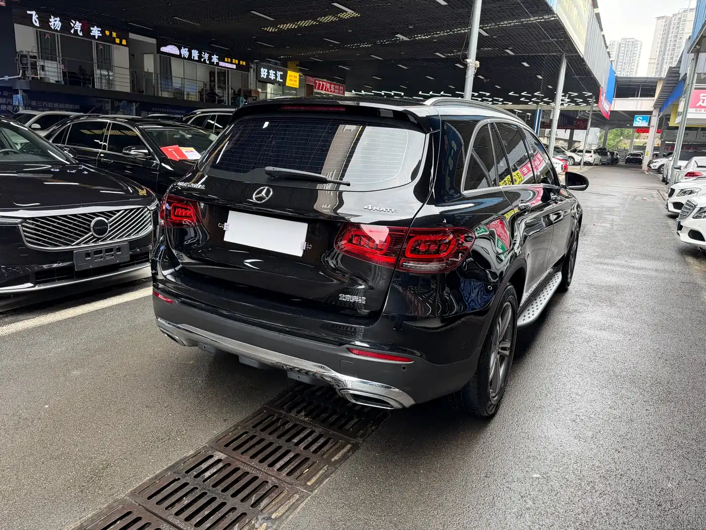 MERCEDES-BENZ GLC
