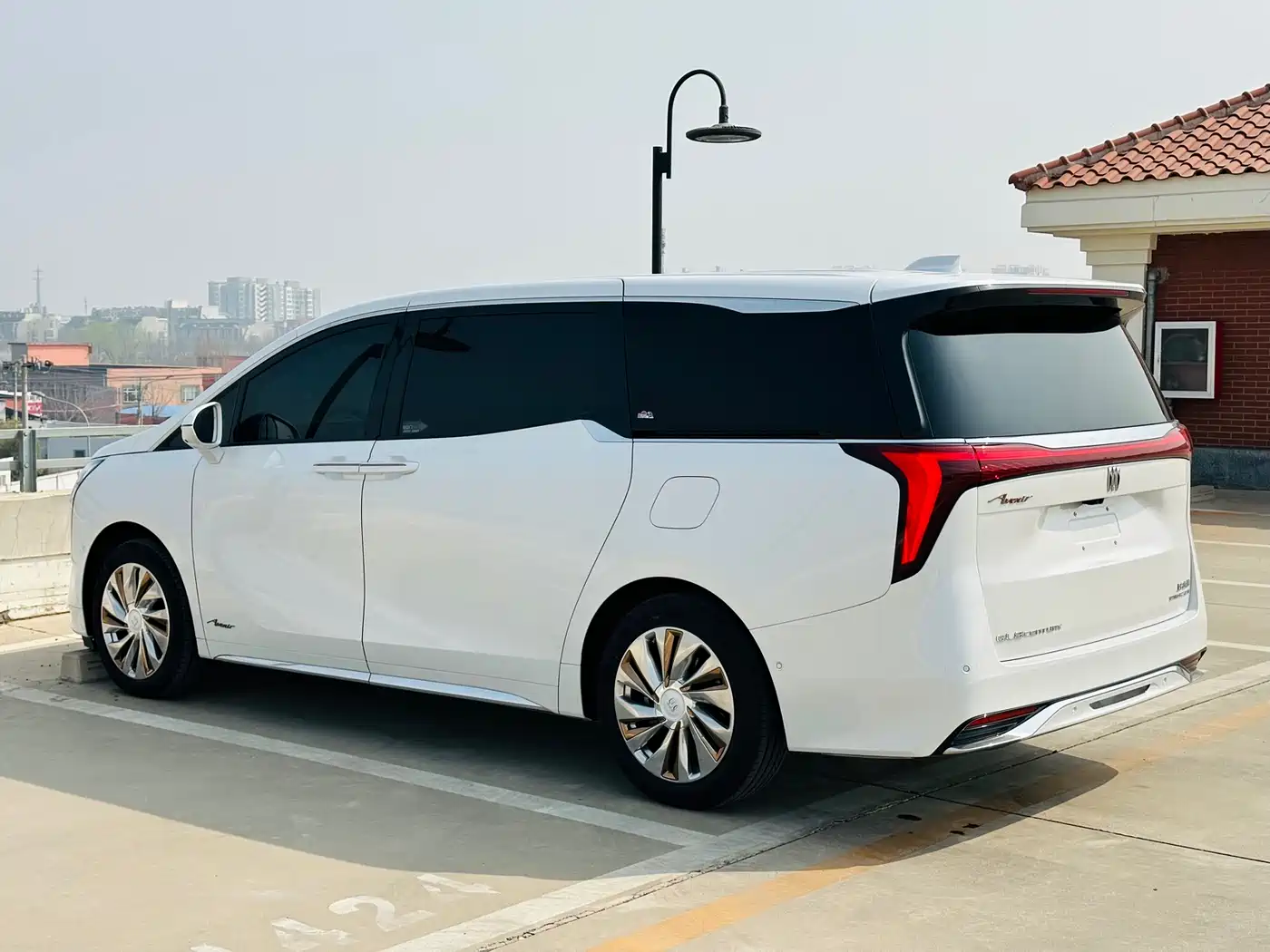 Buick Century 2025 2.0T 4-Seater Private Edition фото 6