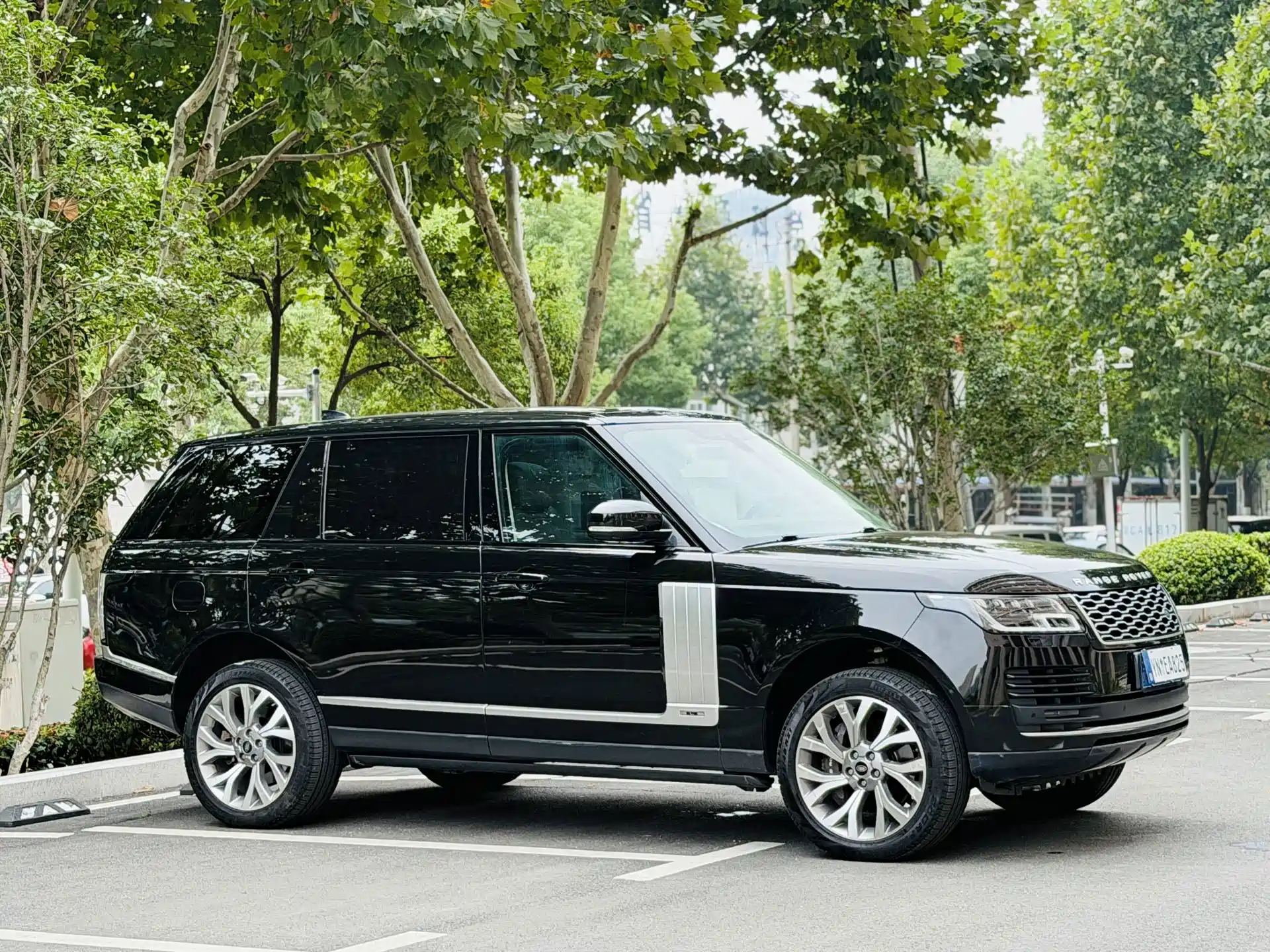 Фото 3 - Land Rover Range Rover