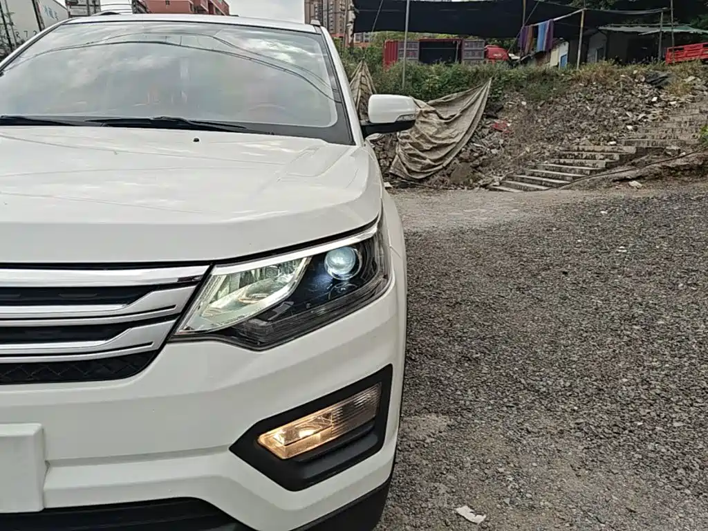Changan Oshan Changan Oushang CX70 2016 2016 1.6L Manual Luxury