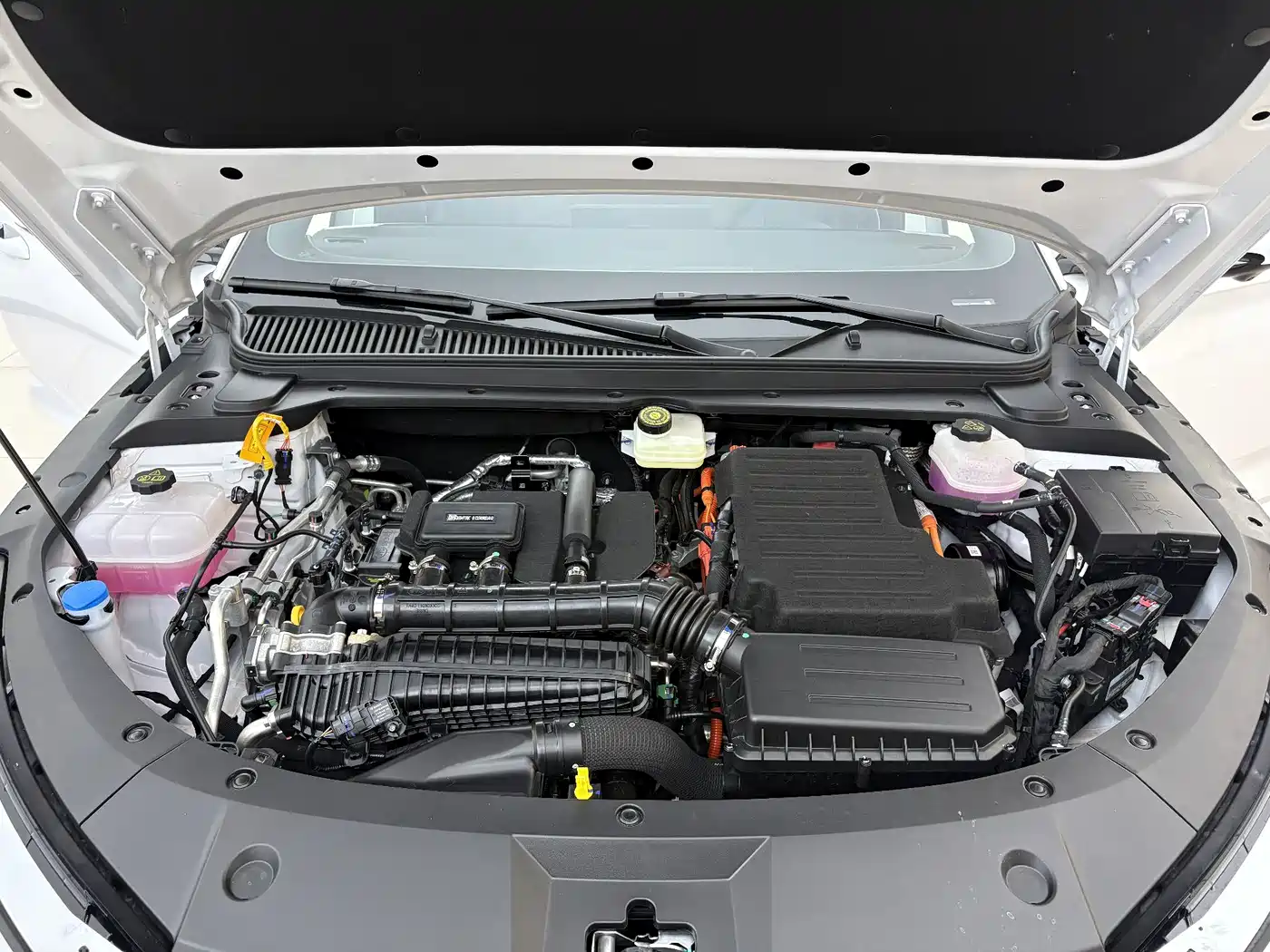BYD Qin L 2025 DM-i Smart Drive Edition 80KM Leading фото 12