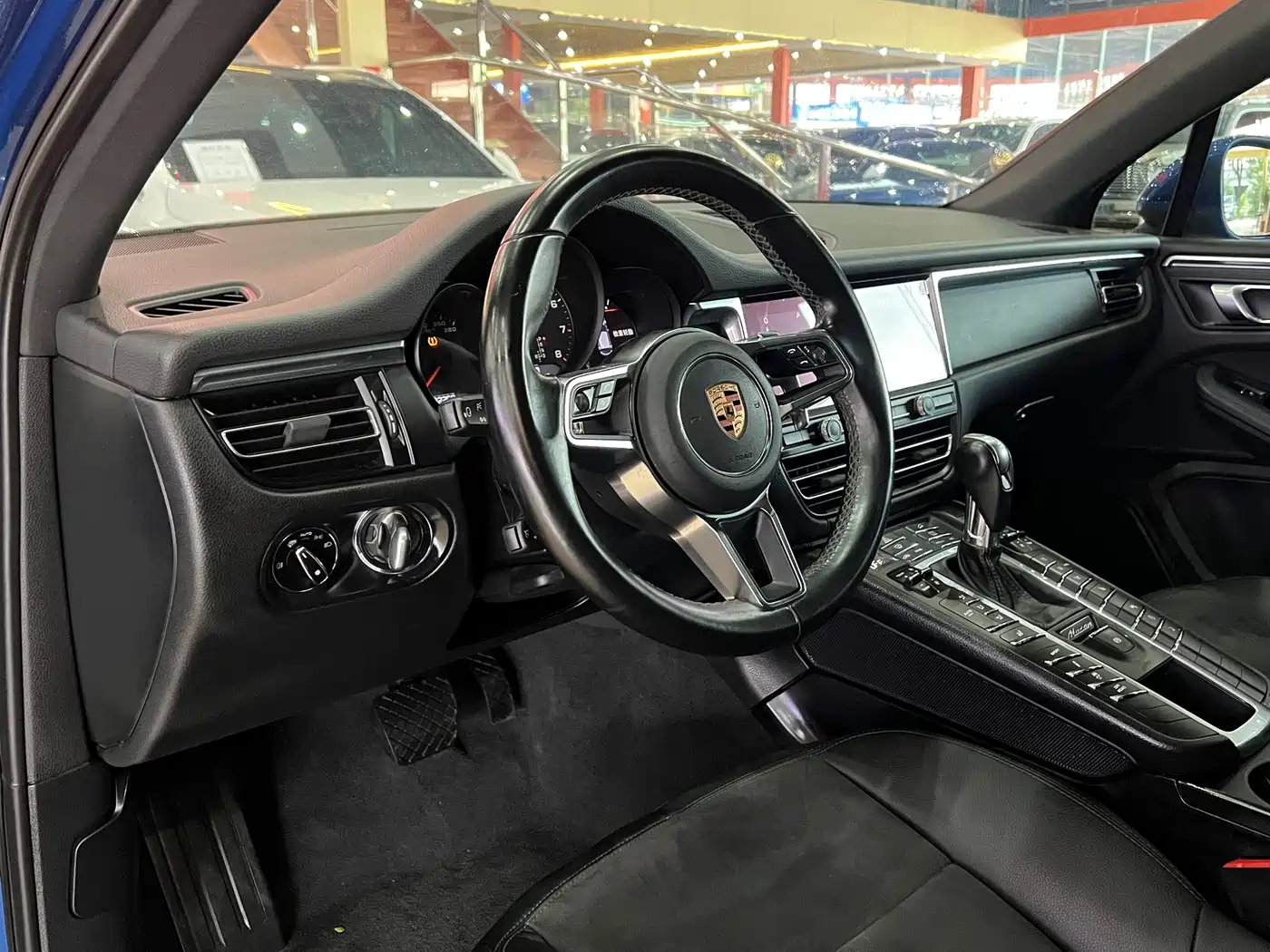 Porsche Macan 2018 Macan 2.0T фото 7