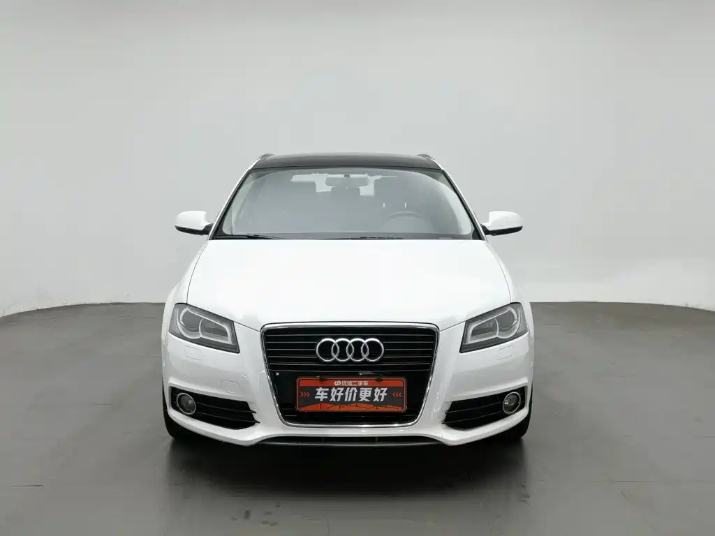 Фото 3 - Audi A3 (Import)