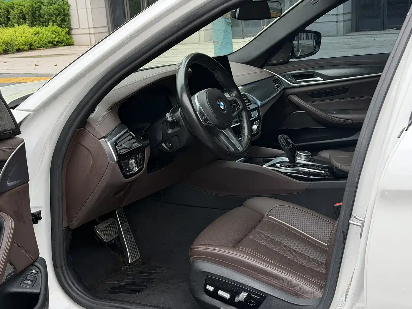 BMW 5 SERIES NEW ENERGY