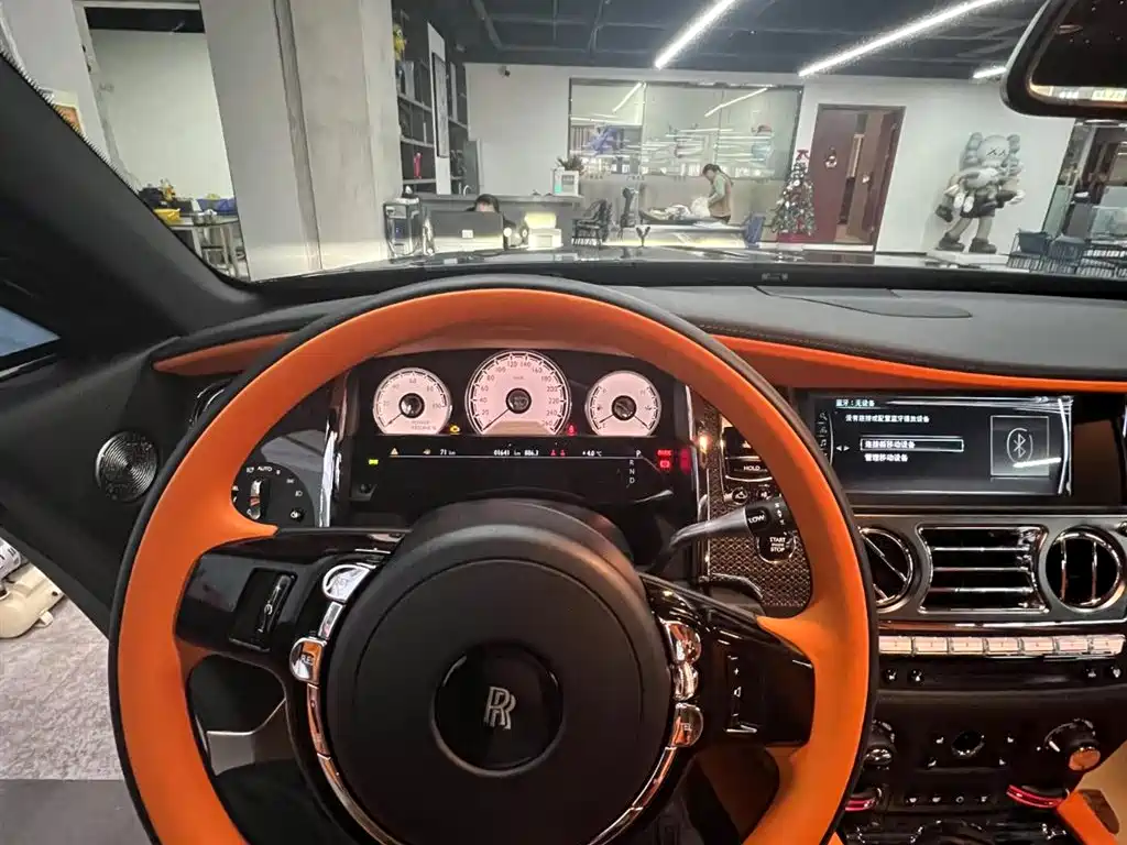 Фото 3 - Rolls-Royce Wraith