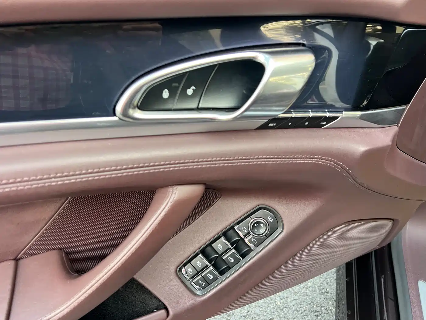 Porsche Panamera 2014 Panamera 3.0T фото 5