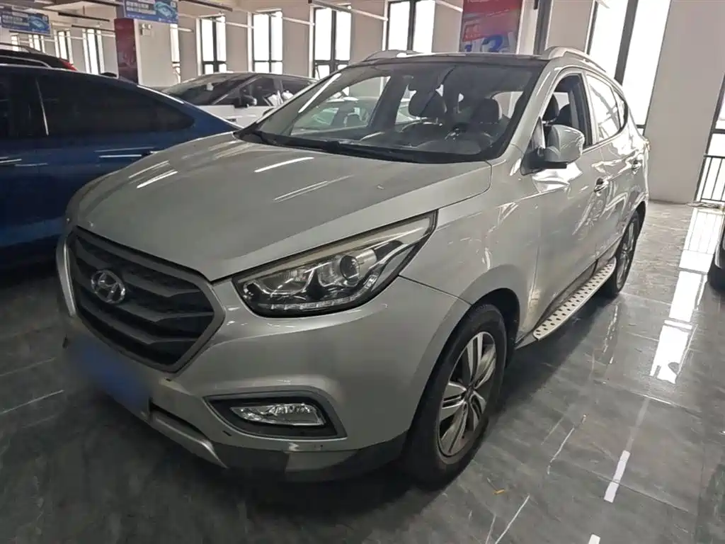 Hyundai Beijing Hyundai ix35 2013 2.0L Automatic 2WD Leading GLX China IV фото 2