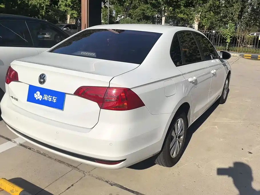 Фото 3 - Volkswagen Bora